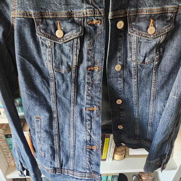 Old Navy Blue Jean Jacket Small Tall NWOT - Picture 5 of 9